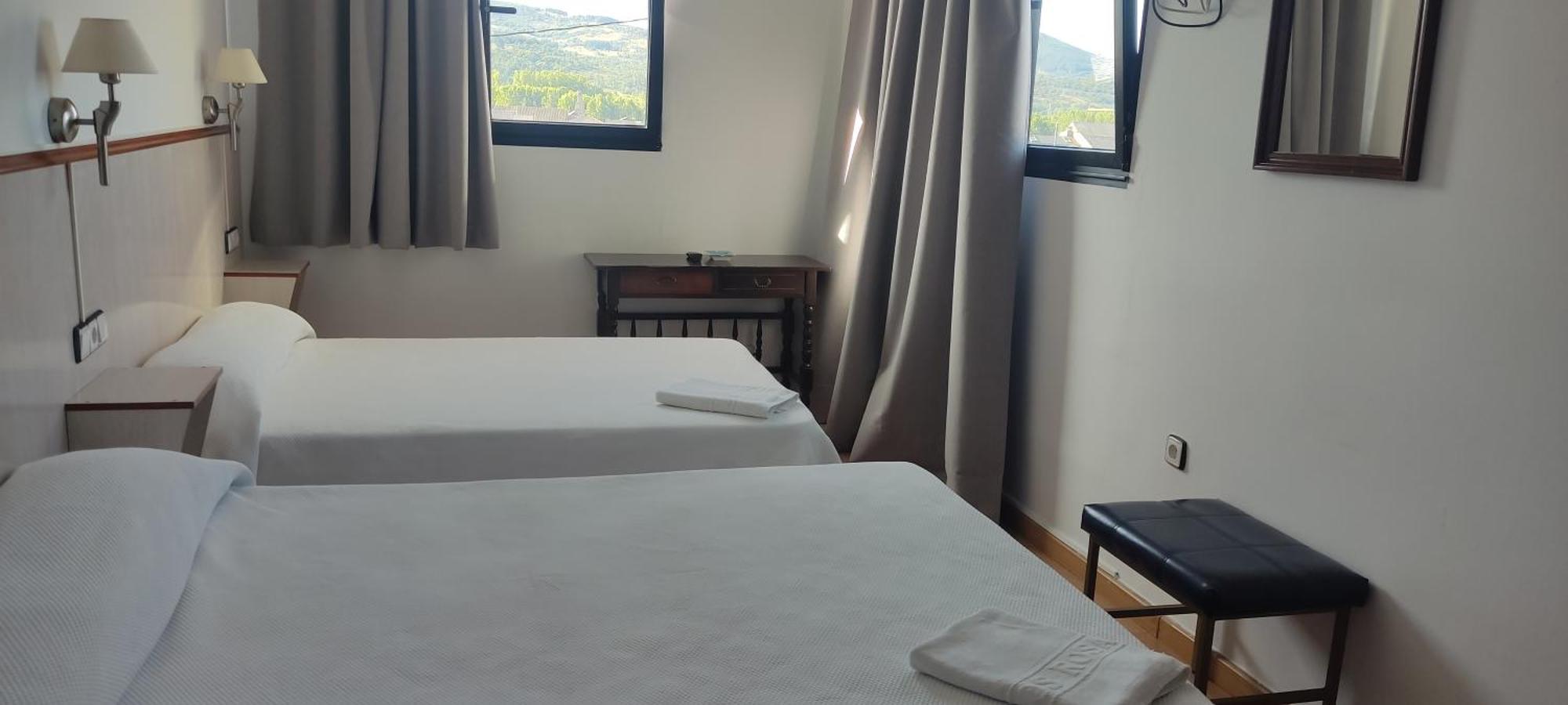 Hotel Los Rosales Almázcara 외부 사진